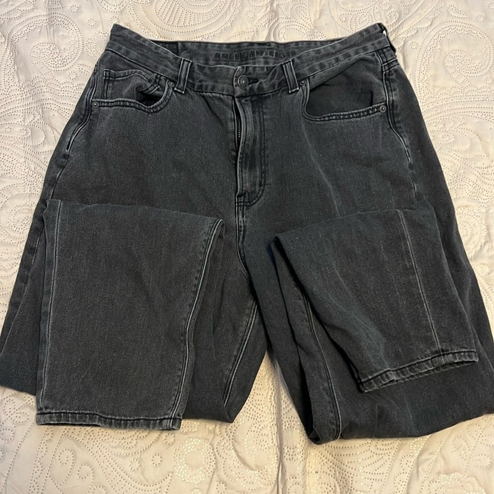 Curvy Mom Jeans. Non-distressed.